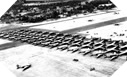 Image : Les C-47 et les planeurs attendent l'ordre de décollage