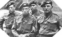 Image : Un Sergeant, un Corporal et deux autres paras de le 6ème Airborne Division prisonniers des Allemands