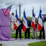Stèle Major Tucker à Carentan - Commémorations 2017 du D-Day 7