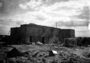 Une des casemates de la batterie de Crasville. Photo : US National Archives