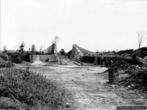 Vestiges de la base numéro 17 allemande de lancement de fusées V1 à La Sorellerie, au Mesnil au Val. Photo : US National Archives