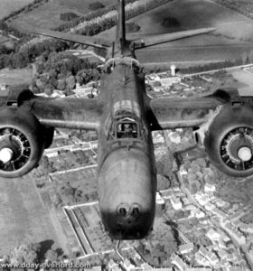 Vue d’un Douglas A20 G Havoc au-dessus de la France pendant la bataille de Normandie. Photo : US National Archives
