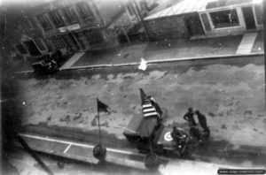 L’entrée d’un poste de commandement américain dans la commune de Donville-les-Bains. Photo : US National Archives