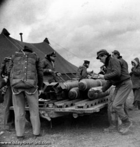 Bomber crew members take their meals before boarding for their mission. Photo: US National Archives