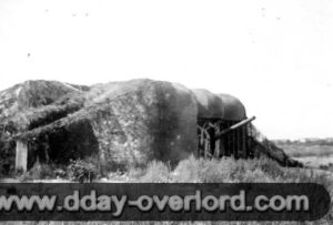 Une des quatre casemates R679 pour pièces de 155 mm de la batterie de Gatteville. Photo : US National Archives