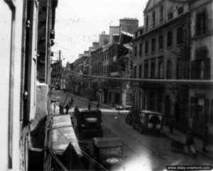 La rue Lecampion à Granville. Photo : US National Archives