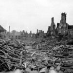 Ruines du centre-ville à Saint-Sauveur-le-Vicomte. Photo : US National Archives