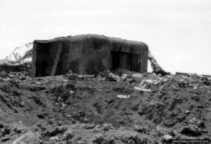 Une des quatre casemates R679 pour pièces de 155 mm de la batterie de Gatteville. Photo : US National Archives