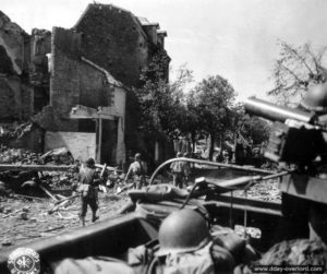 29 juillet 1944 : le boulevard Alsace-Lorraine à Coutances. Photo : US National Archives