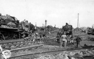 Les travaux de réaménagement des voies de la gare de triage de Lison débutent. Photo : US National Archives