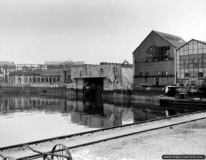 Le bunker des Schnelleboote dans l’arsenal à Cherbourg. Photo : US National Archives