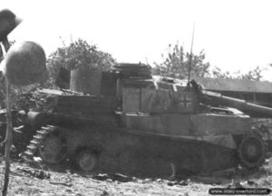 L’épave d’un Panzer IV numéroté 779 abandonné dans le secteur de Roncey. Photo : US National Archives