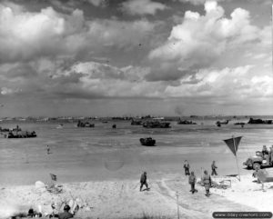 9 juin 1944 : la sortie de plage Red sur Utah Beach. Photo : US National Archives