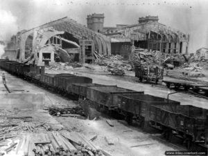 Ruines de la gare maritime de Cherbourg. Photo : US National Archives
