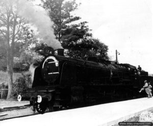 Locomotive 141C en gare de Cherbourg. Photo : US National Archives
