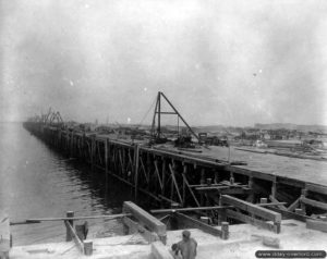 22 juillet 1944 : la Darse des Mielles à Cherbourg. Photo : US National Archives