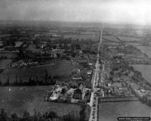 Vue aérienne de Sainte-Mère-Eglise. Photo : US National Archives