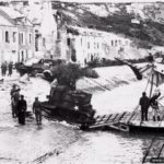 Photos of Port-en-Bessin in 1944 25 Deux Landing Craft Tanks face au quai de déchargement de Port-en-Bessin. Photo : IWM