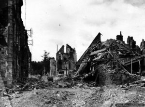 Les ruines de la ville de Saint-Lô. Photo : US National Archives