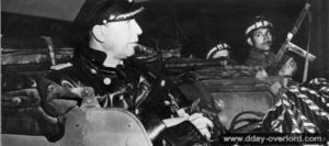 26 juin 1944 : le Konteradmiral Walter Hennecke fait prisonnier à Cherbourg. Photo : US National Archives
