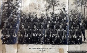 Mai 1944 : personnels du Headquarter, 6th Airborne Divisional Signals. Photo : IWM