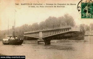 Carte postale du pont de Ranville avant la guerre. Photo : DR