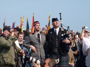 Colleville-Montgomery – Commémorations 2013 – Inauguration de la statue de Bill Millin. Photo : D-Day Overlord