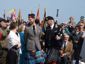 Colleville-Montgomery – Commémorations 2013 – Inauguration de la statue de Bill Millin. Photo : D-Day Overlord