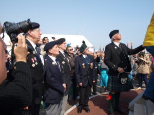 Colleville-Montgomery – Commémorations 2013 – Inauguration de la statue de Bill Millin. Photo : D-Day Overlord