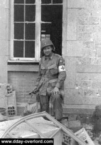 Le pasteur George Chappie B. Wood du 505th PIR à Sainte-Mère-Eglise. Photo : US National Archives