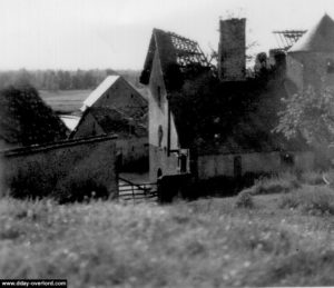 La ferme de La Fière, détruite par les combats. Photo : US National Archives