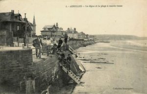 Carte postale de la plage d'Asnelles avant le débarquement. Photo : DR