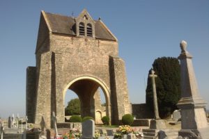 Les vestiges de l'église de Graignes, témoin de féroces combats entre parachutistes américains et soldats allemands en juin 1944. Photo (2011) : Xfigpower