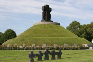 Cimetière militaire allemand de La Cambe. Photo (2009) : D-Day Overlord