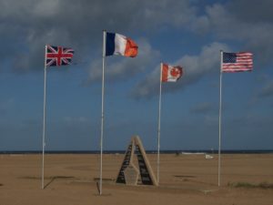 Monument inauguré à l'occasion de la cérémonie internationale du débarquement de Normandie organisée à Ouistreham le 6 juin 2014. Photo : TeaMeister