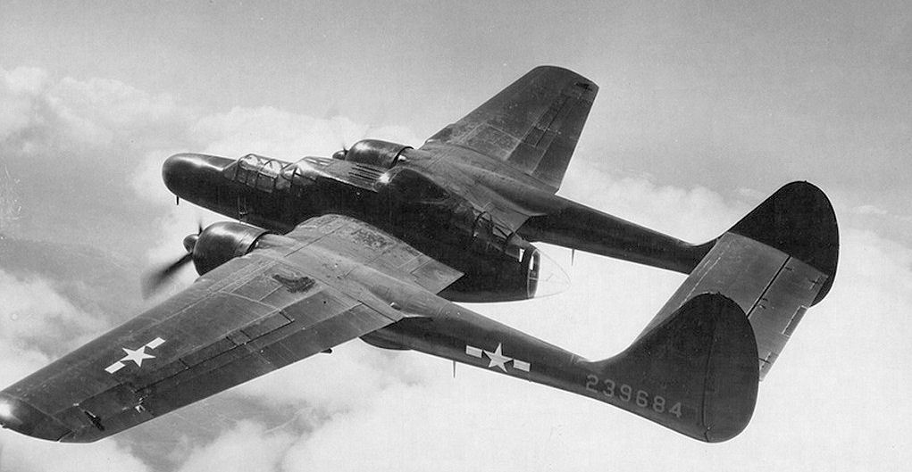 Northrop P-61 Black Widow - Historia, ficha técnica y fotos 1 Image : North American P-51 D Mustang