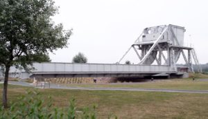 Le pont d'origine de Bénouville, exposé au musée Airborne de Ranville. Photo (2005) : D-Day Overlord