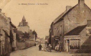 Carte postale de la commune d'Airan avant la guerre.