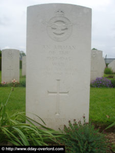 Cimetière militaire de Bayeux. Photo (2005) : D-Day Overlord