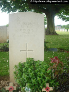 Cimetière militaire de Bayeux. Photo (2005) : D-Day Overlord