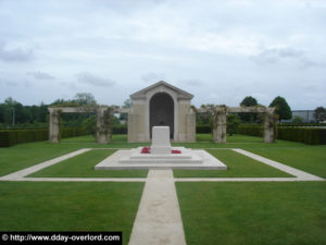 Cimetière militaire de Bayeux. Photo (2005) : D-Day Overlord