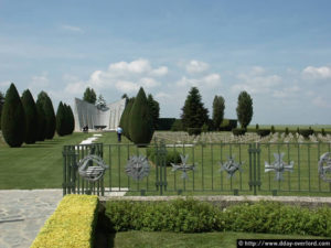 Cimetière militaire polonais de Langannerie. Photo (2004) : D-Day Overlord