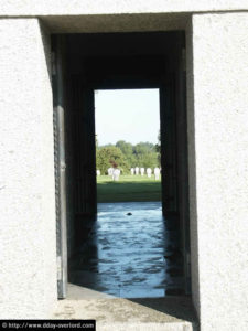 Cimetière militaire allemand d'Orglandes. Photo (2013) : D-Day Overlord