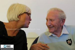 Helen Patton et Bernard Dargols à l'occasion du 71ème anniversaire du débarquement de Normandie – Sainte-Honorine-des-Pertes – 2015. Photo : D-Day Overlord