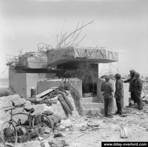 Le point d'appui Wn 35 situé au Pont-Chaussé, entre les secteurs Jig et King. Il a été pris d'assaut le Jour-J par les hommes du 6th Howards appuyés par trois chars Avre du 81st Assault Squadron. Photo : IWM B 5252