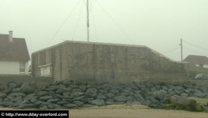 La casemate 669 de Ver-sur-Mer appartenant au point d'appui codé Wn 33 à hauteur du secteur King de Gold Beach (2005). Photo D-Day Overlord