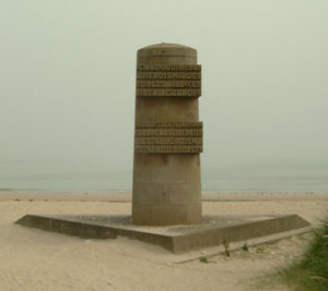 Monument Signal de Juno Beach à Courseulles-sur-Mer (2005). Photo : D-Day Overlord