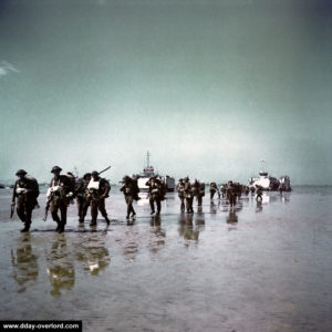 Débarquement des soldats canadiens sur Juno Beach à Courseulles-sur-Mer le Jour J. Photo : Archives Canada