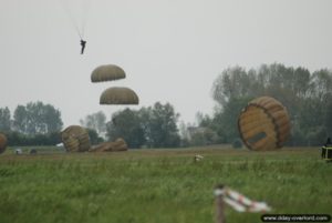 Parachutages de La Fière - Commémorations 2013 - 69ème anniversaire du débarquement de Normandie. Photo : D-Day Overlord