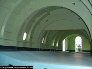 Copie à l'échelle 1/1 d'un planeur Airspeed Horsa, sur le modèle des planeurs utilisés le 6 juin 1944 pour l'assaut du pont de Bénouville. Musée de Ranville. Photo (2014) : D-Day Overlord